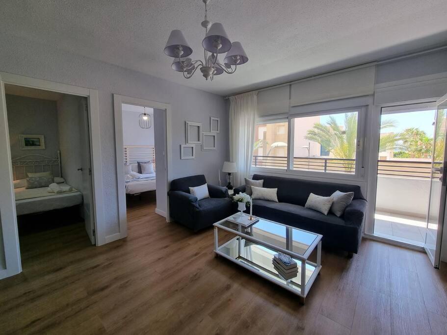 Aguadulce, Apto Santa Monica 2 Hab Con Terraza, Aire, Wifi, A 5 Min De La Playa Aguadulce  Exterior photo